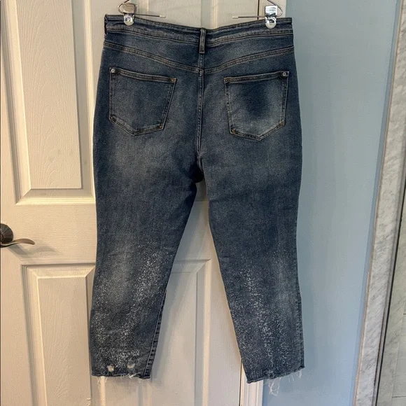 Pilcro The Cigarette Slim Straight Jeans in Distressed Light Wash, 34/18 - Picture 11 of 14
